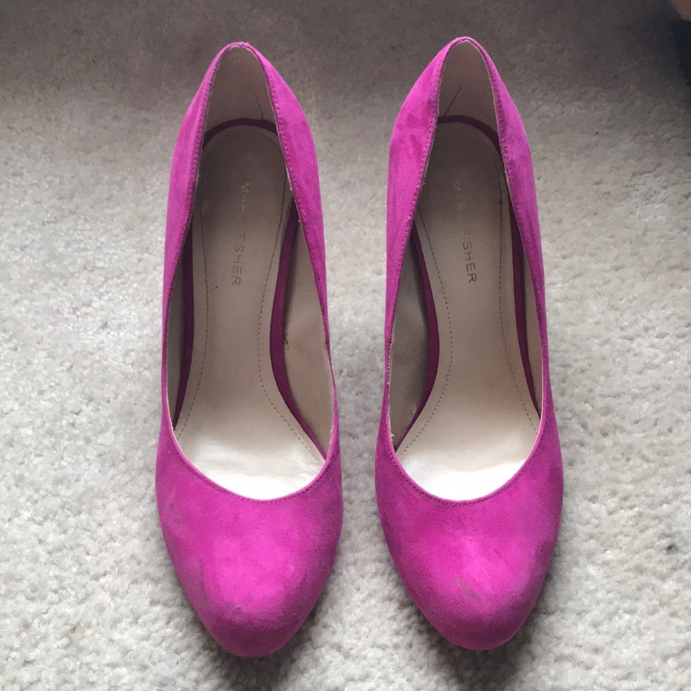 Marc Fisher pink heels